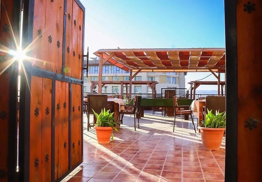 Eden Aqaba Hotel 3*,